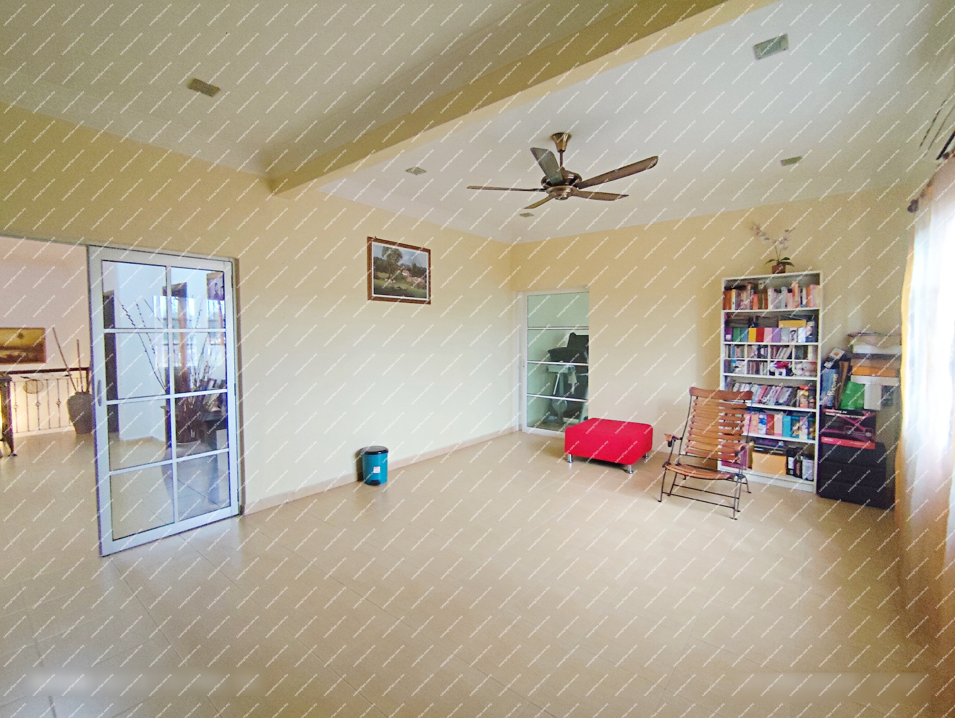 [Fully extended + side extension & internal renovation] 2 Storey Semi Detached House [8 min Amerin Mall]