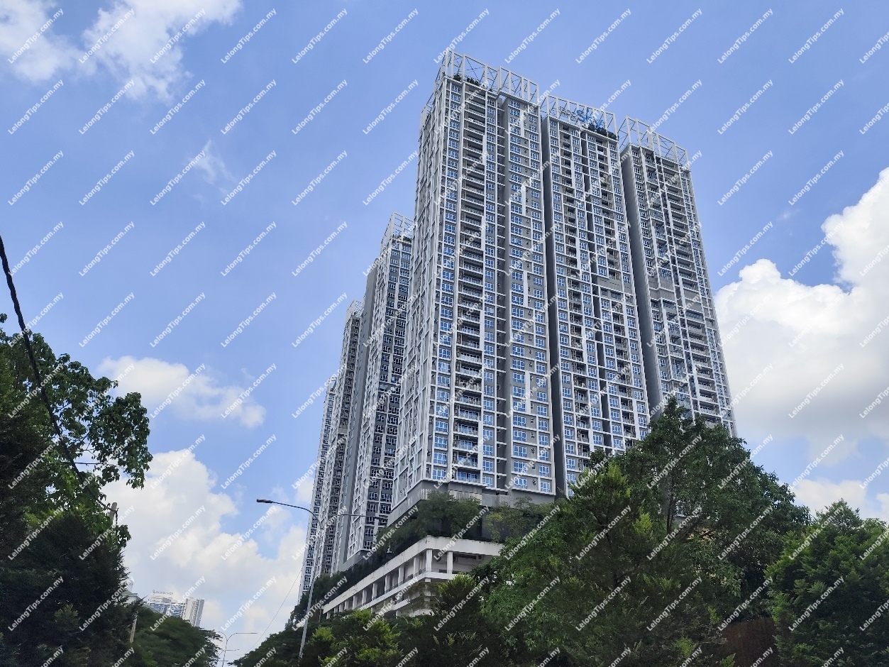 Duplex Service Apartment