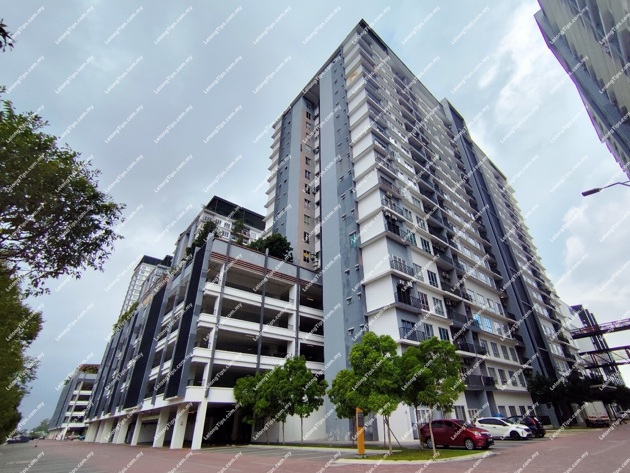 Service Apartment