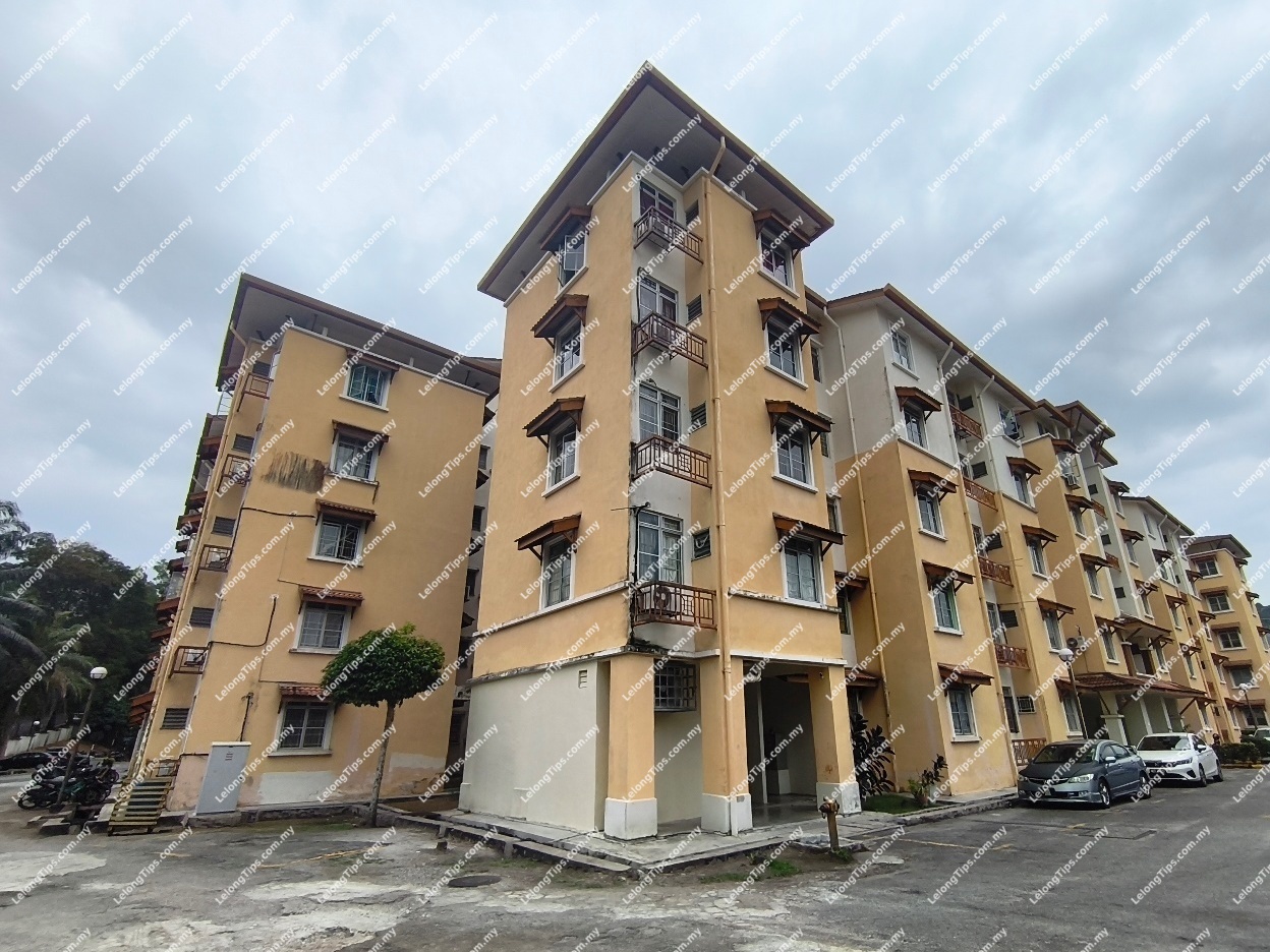 Semarak Apartment