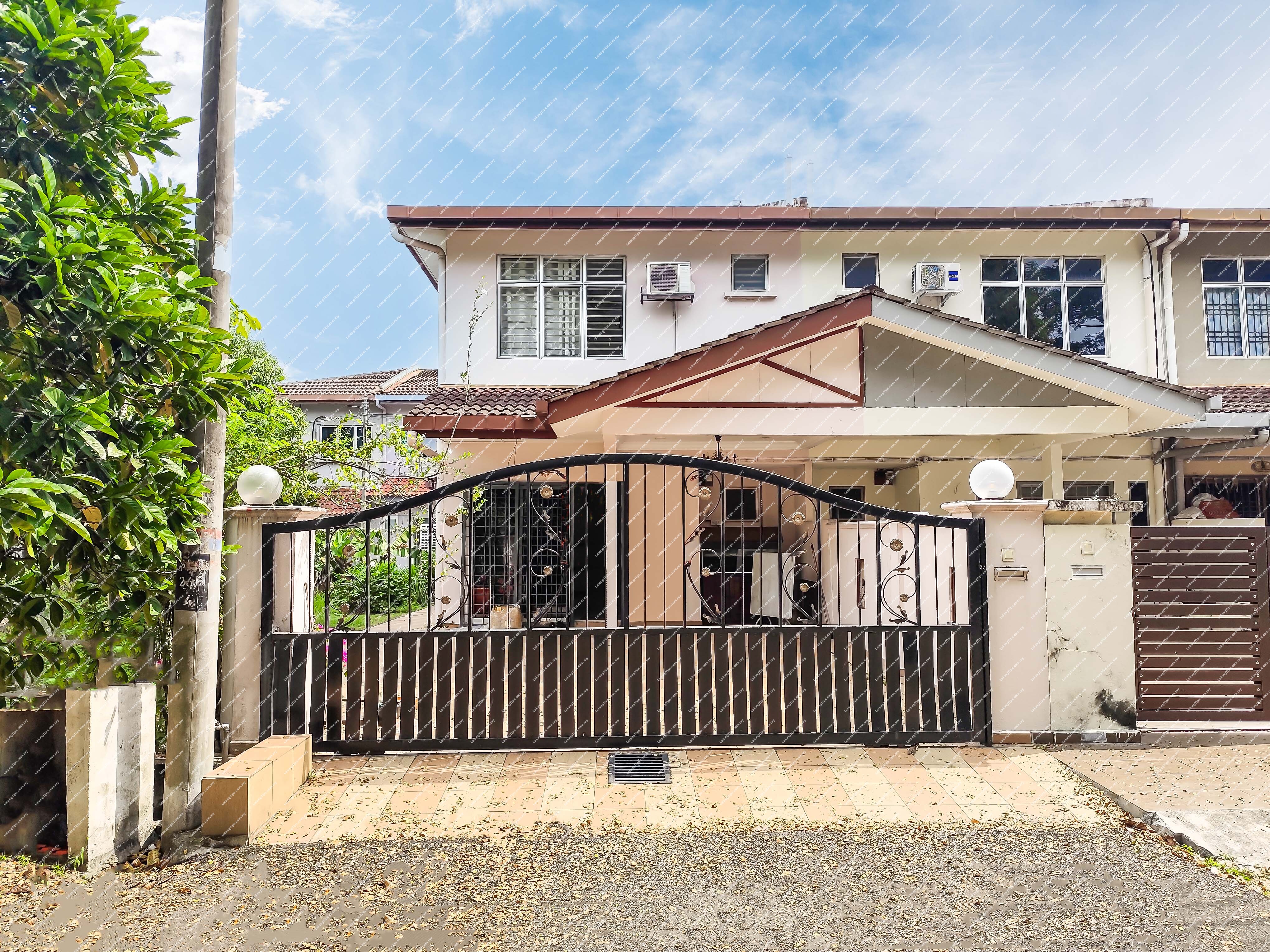 [Prime location next to Pulau Indah Highway] 2 Storey Terrace House [4 min to Econsave Pandamaran & SC Wholesale]