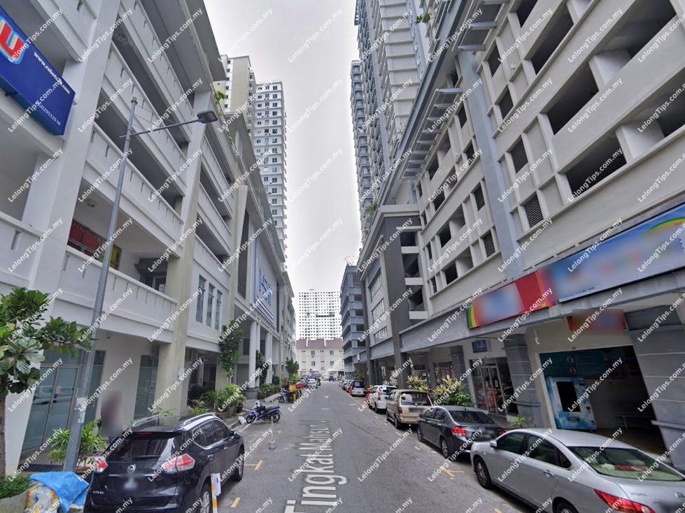 Stratified Commercial Space