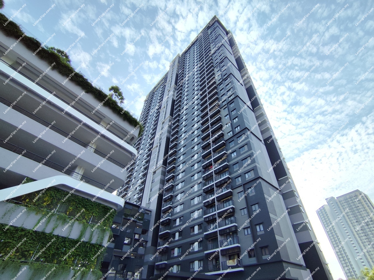Service Apartment