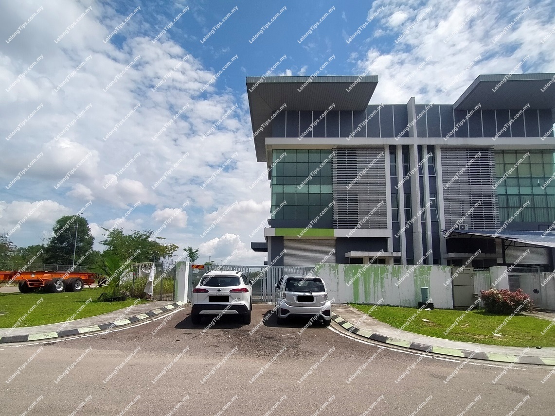 1 Storey Cluster Factory with 2 Storey Office Annexed Building
