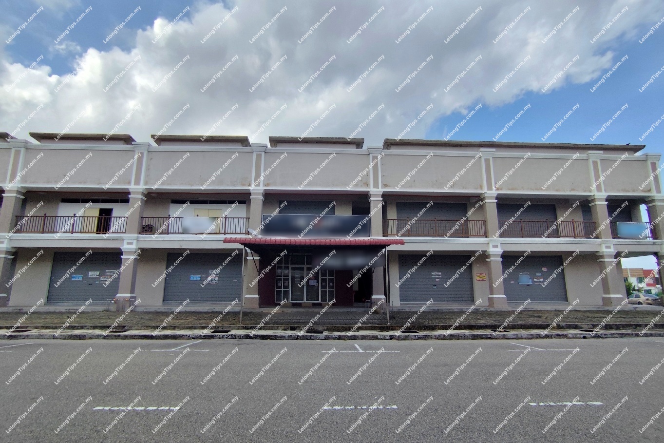 2 Storey Shop Office