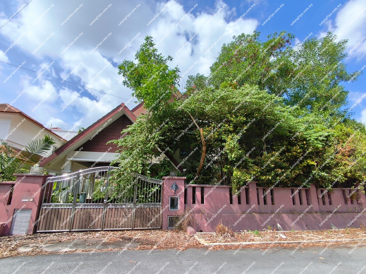 2 Storey Bungalow House