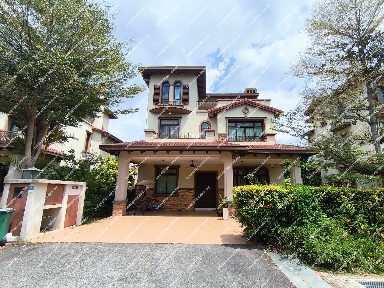 3 Storey Detached House