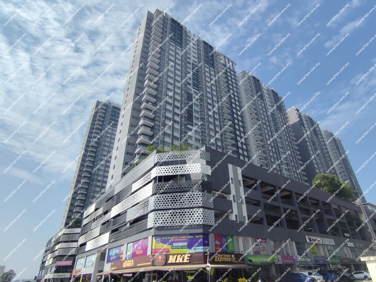 Service Apartment