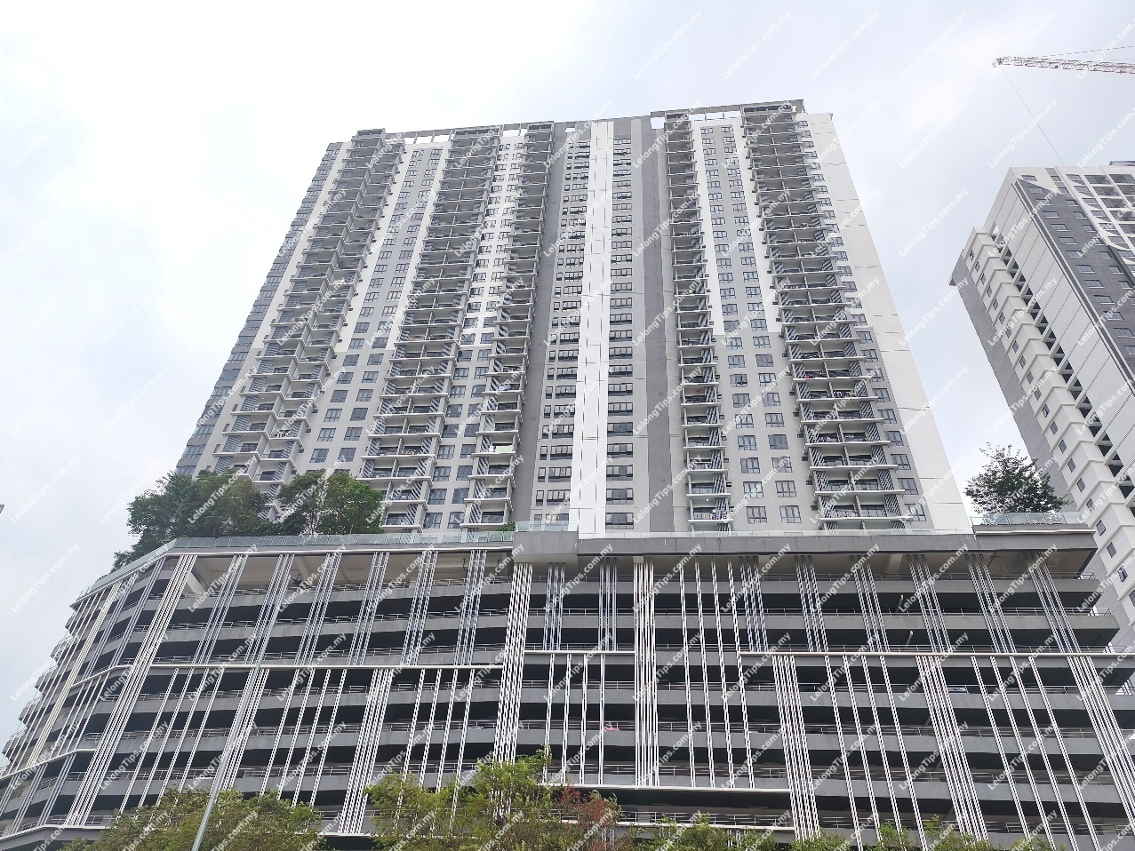 [Prime Location with Strong Rental Demand] Service Apartment [7 min to MRT Taman Naga Emas (PY28)]