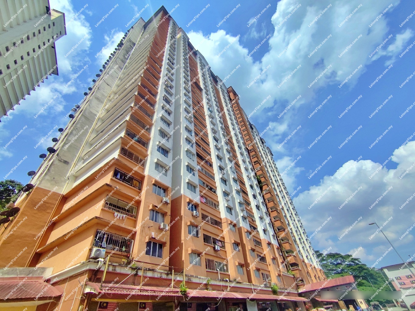 [Prime location - adjacent to Penchala Toll Plaza] Apartment [8 min to IKEA Damansara & Lotus]