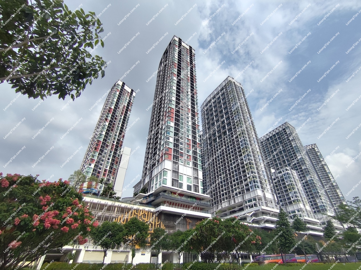 Duplex Service Apartment