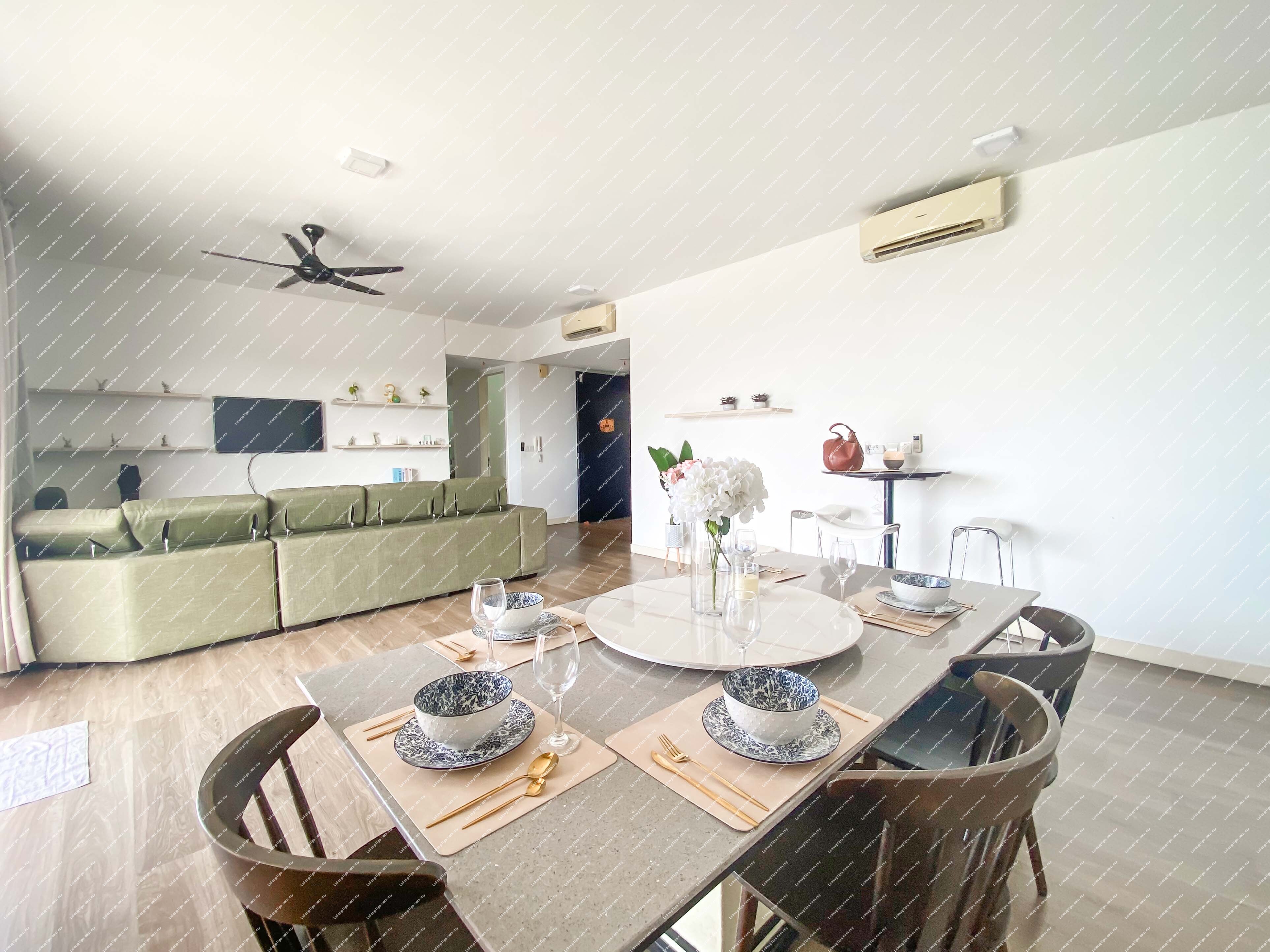 Condominium [4 min to C180 & Cheras Traders Square]