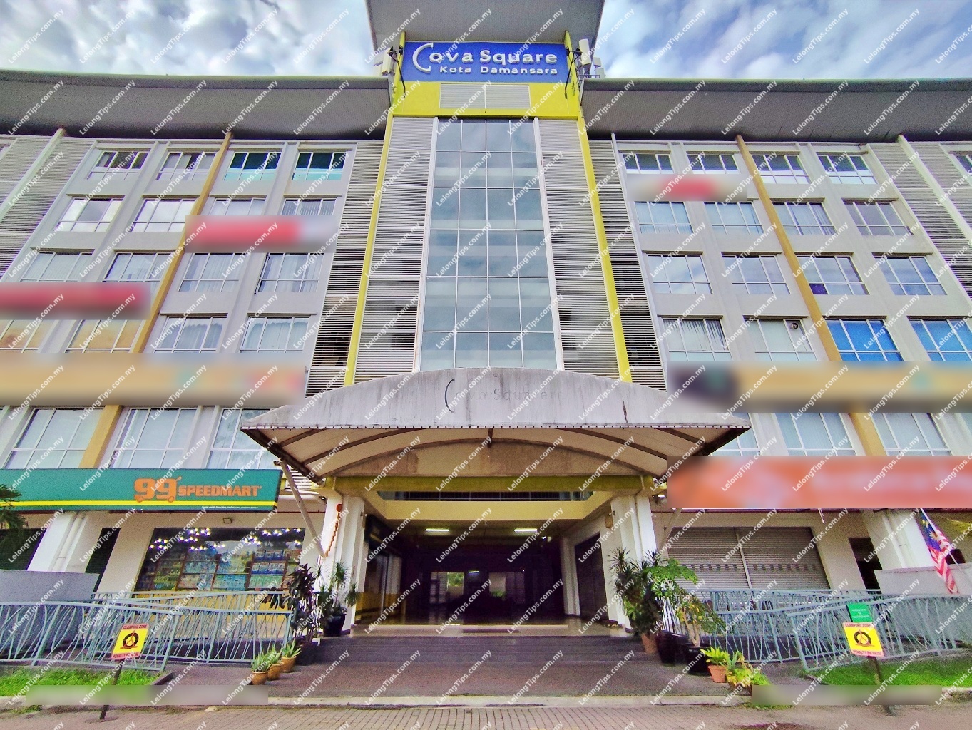 [Next to SEGi University & Thomson Hospital Kota Damansara] SOHO [4 min to Kota Damansara MRT Station]