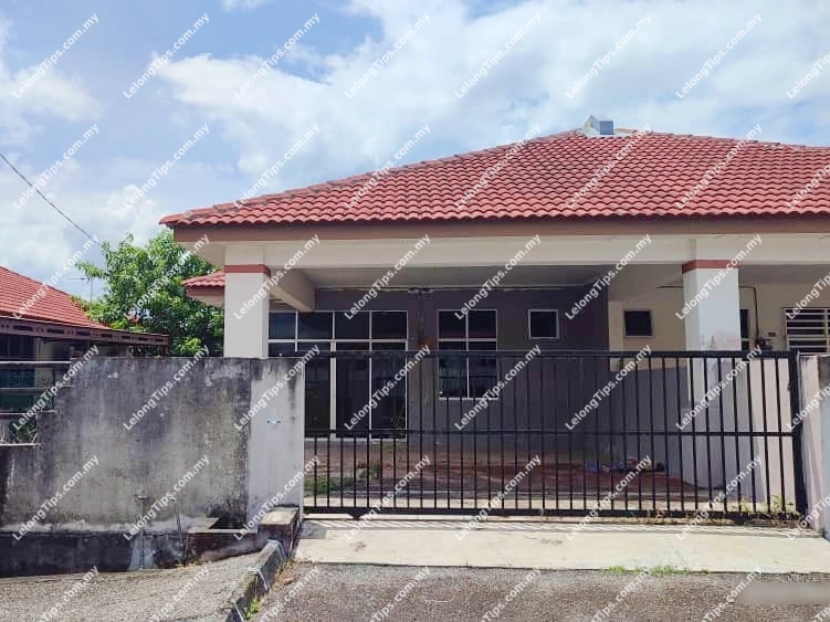 1 Storey Semi Detached House 