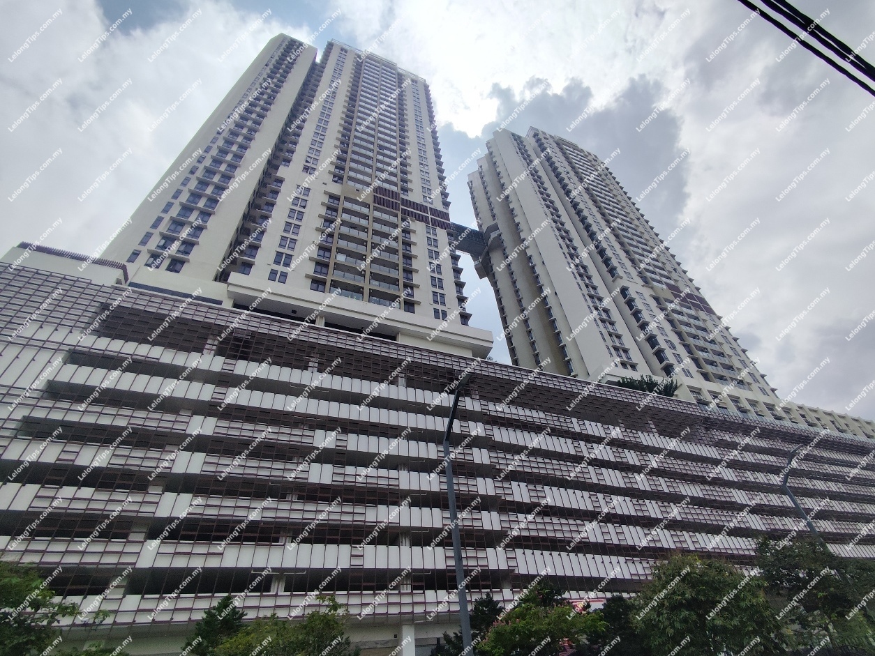 Duplex Service Apartment