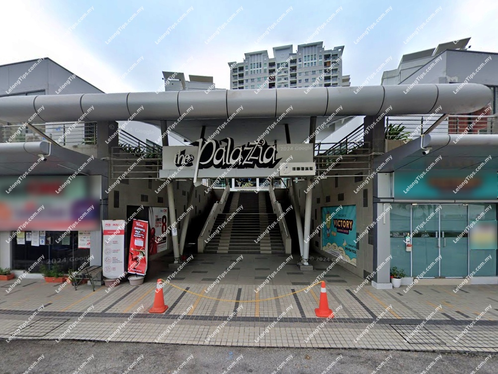 [Ample parking space] Stratified Commercial Space [Located at strategic commercial location]