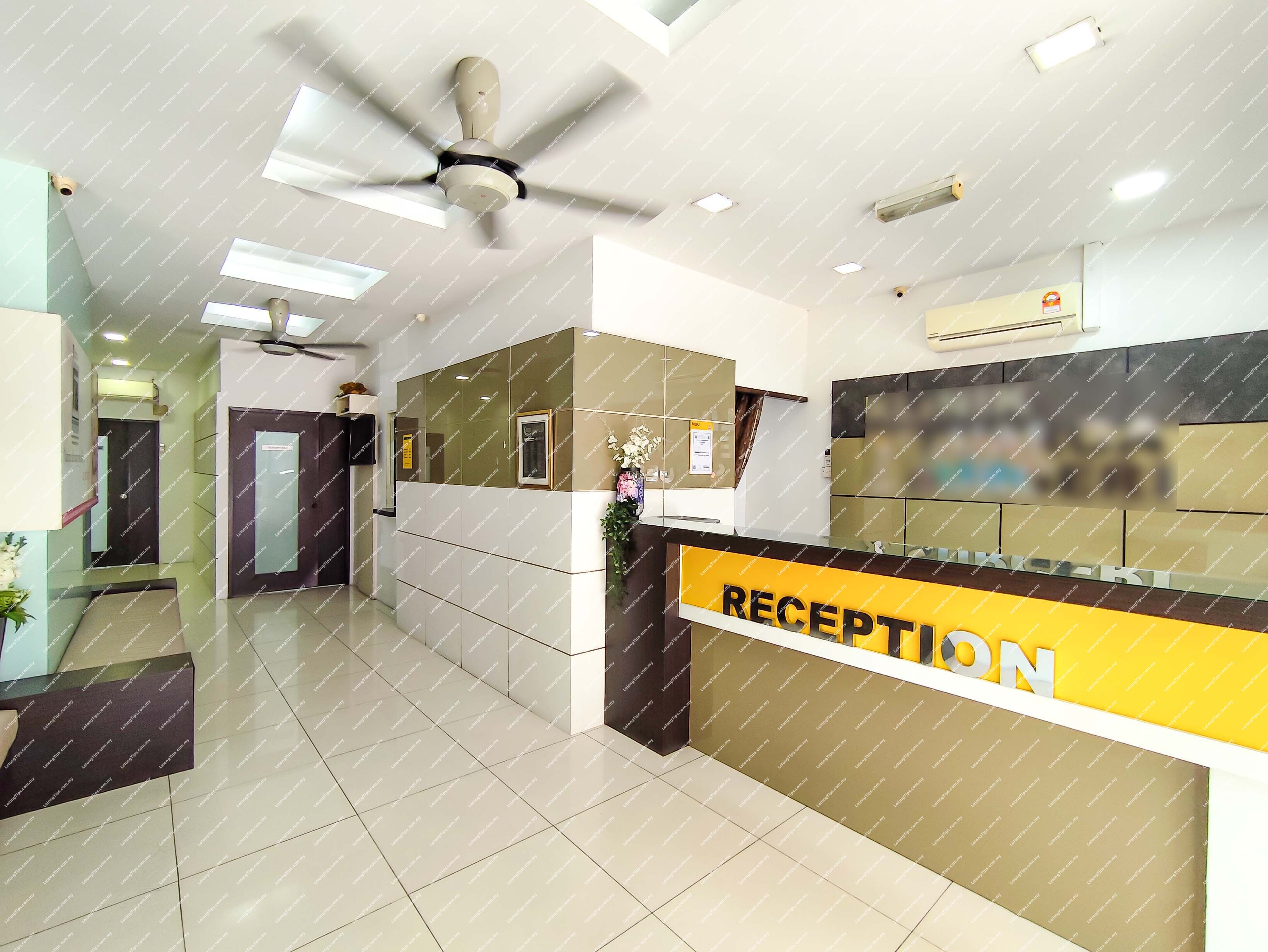 [Good for investment or own use; Facing main road - Persiaran Surian] Shop [Opposite Pelangi Damansara Condominium & Pelangi Astana Condominium]