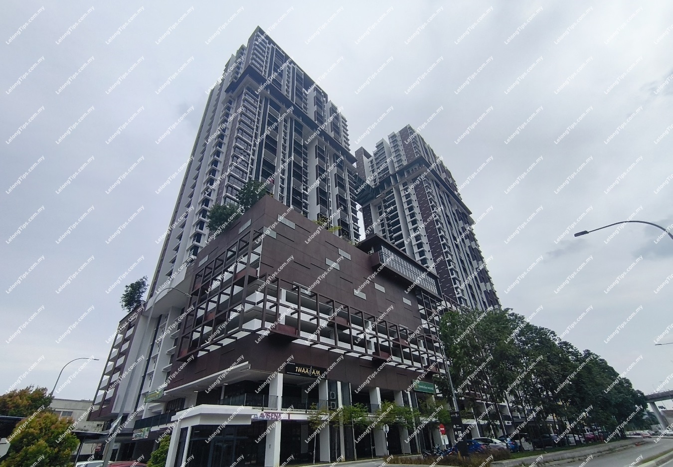 [Right in front of The Mines Shopping Mall] Service Apartment [3 min to Serdang KTM Station]