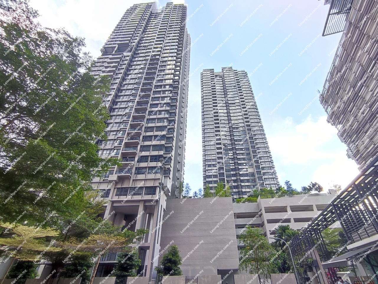 Service Apartment
