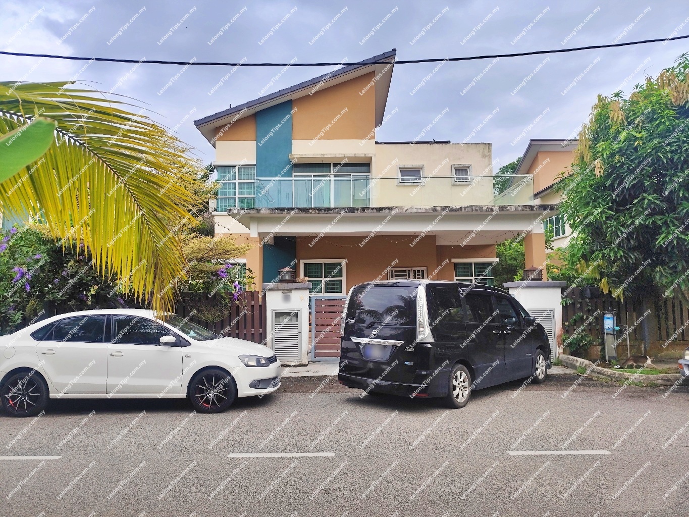 2 Storey Bungalow