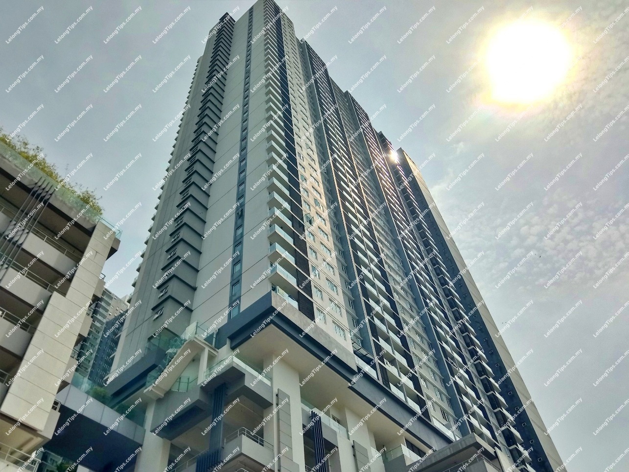 Service Apartment