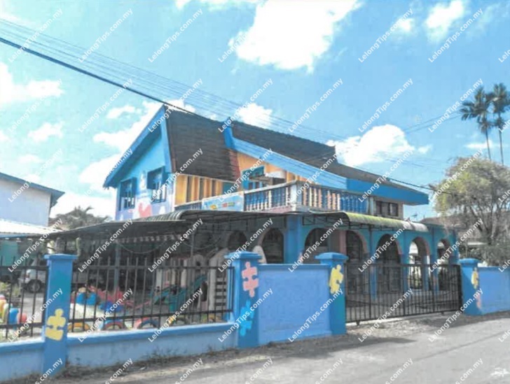 2 Storey Bungalow
