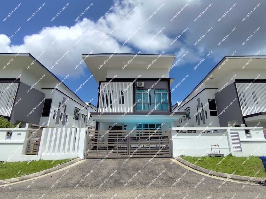 2 Storey Linked Bungalow with Clubhouse Facilities