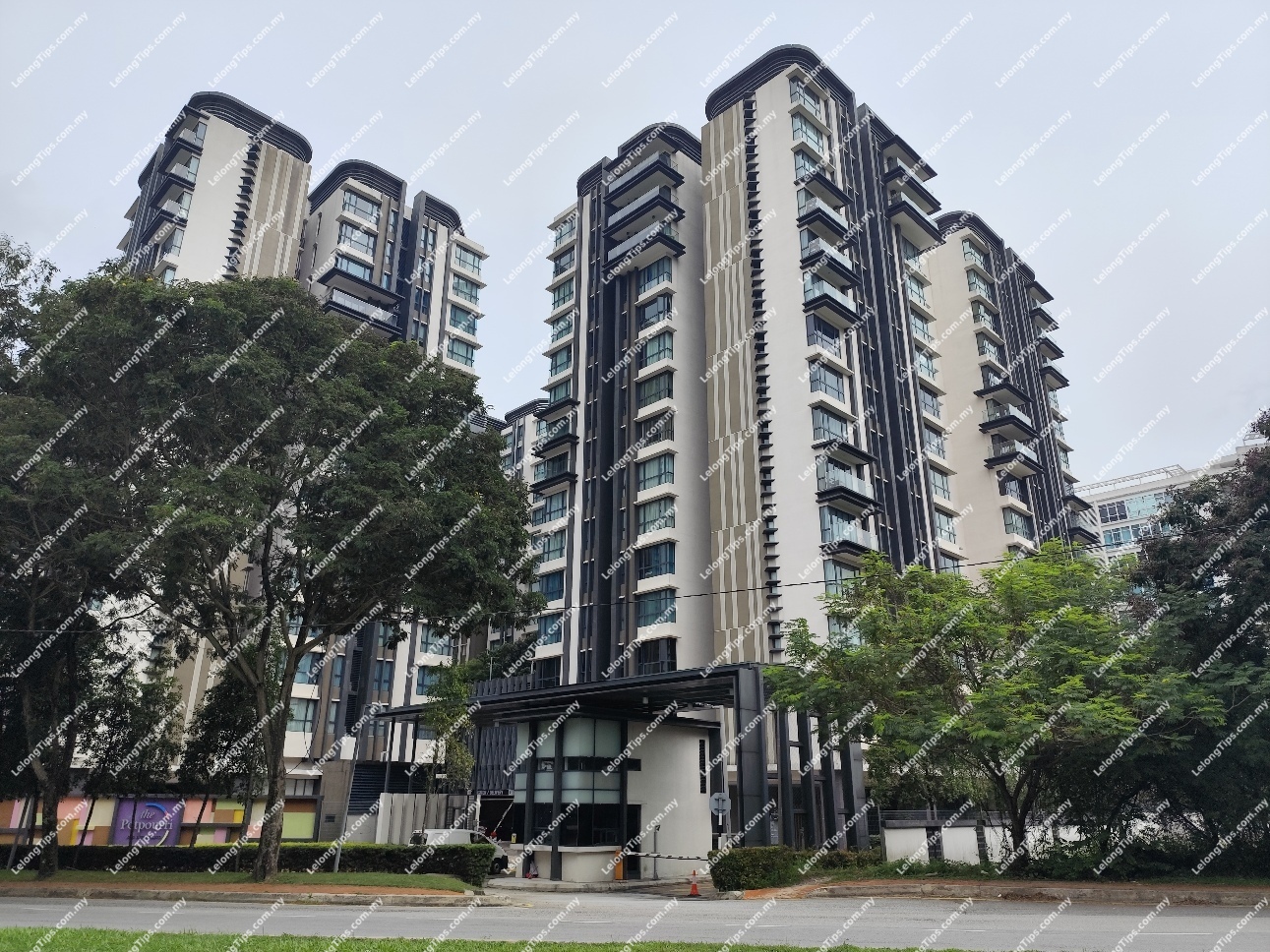 Service Apartment