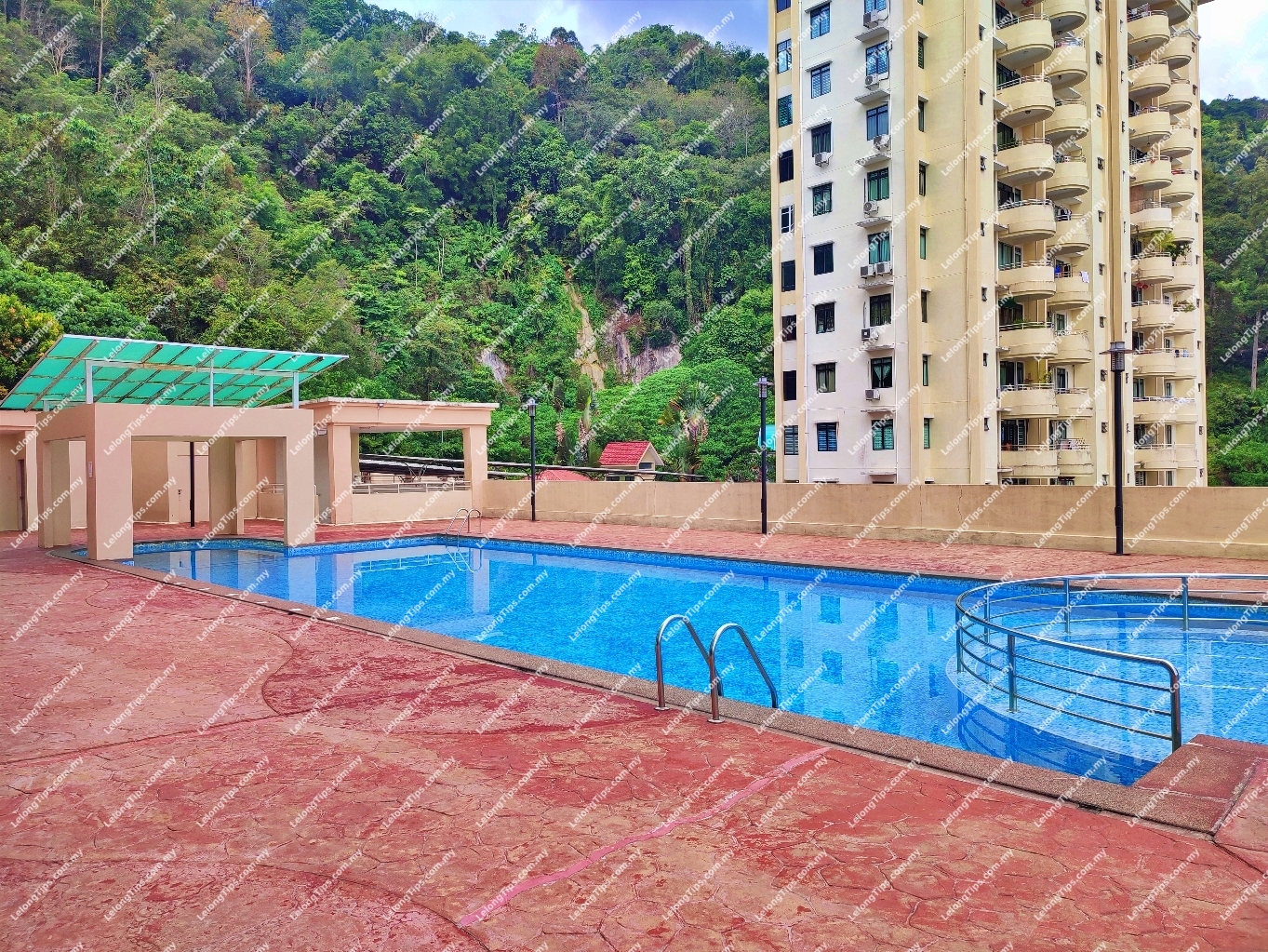 Condominium (Penthouse)