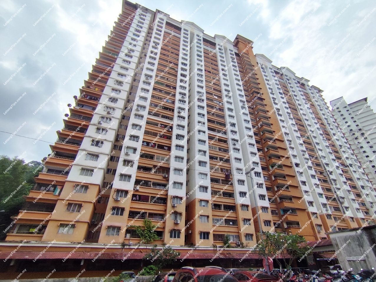 [Strategic location] Apartment [Adjacent to Penchala Toll Plaza]
