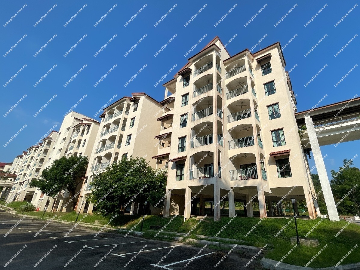 Studio Service Apartment