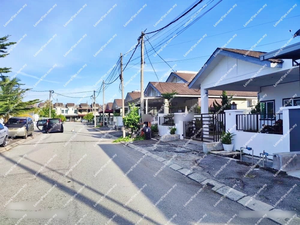 1 Storey Semi Detached House