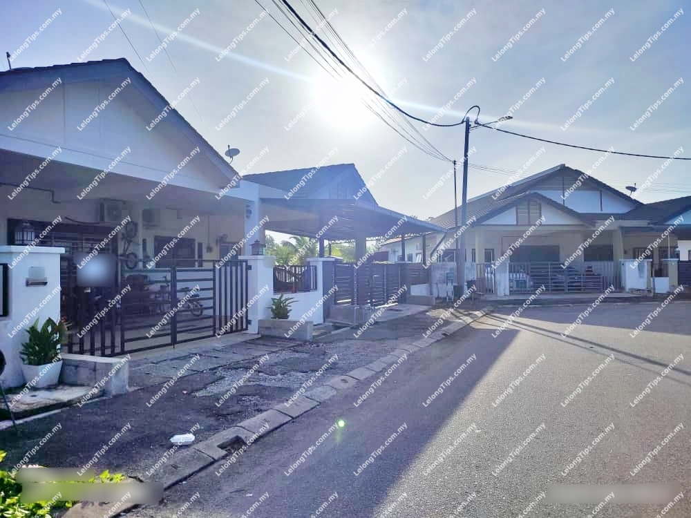 1 Storey Semi Detached House