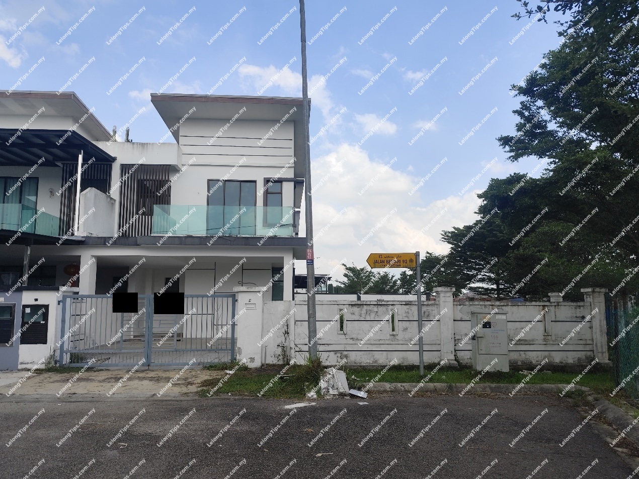 2 Storey Terrace House