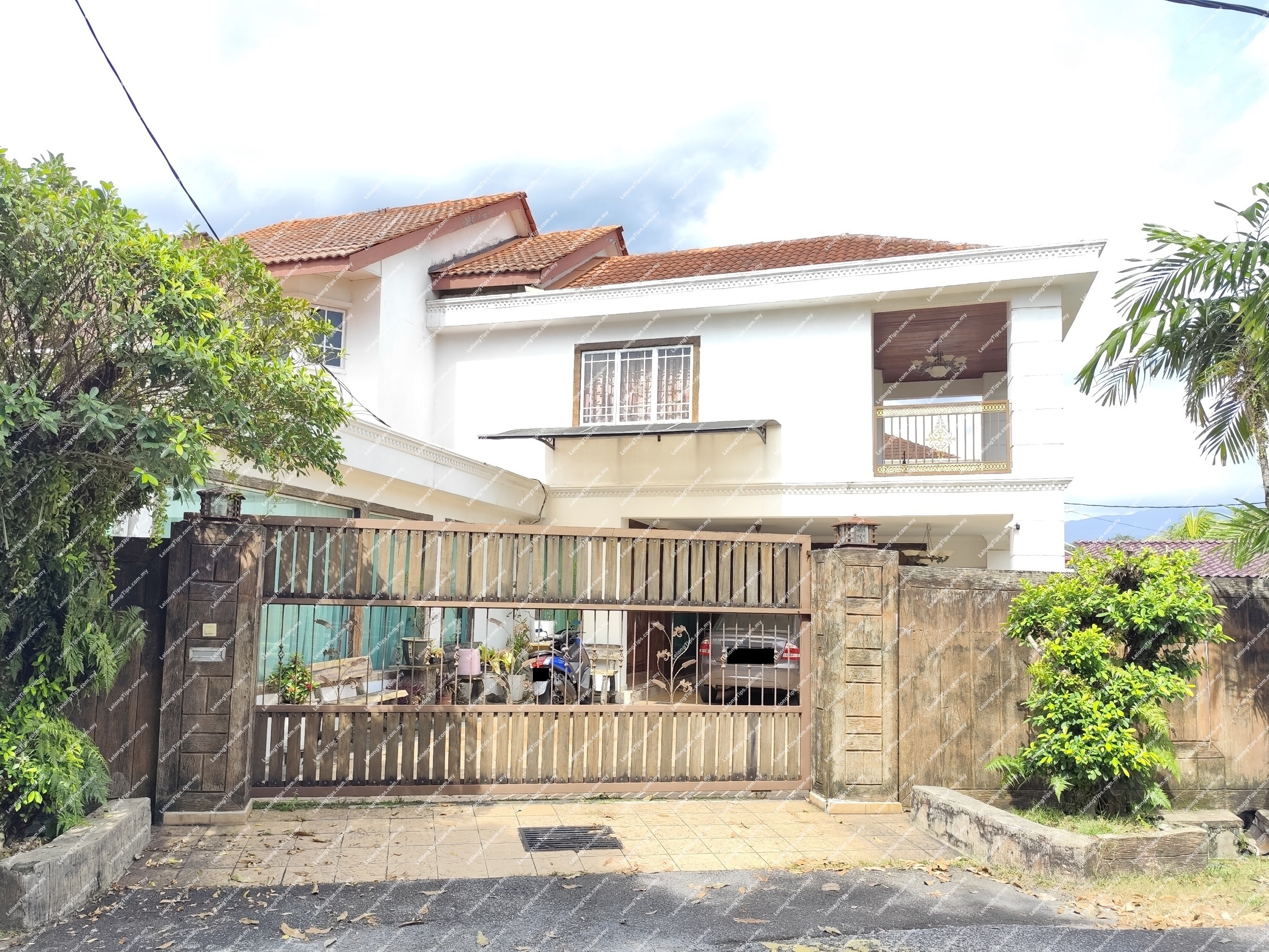 2 Storey Terrace House