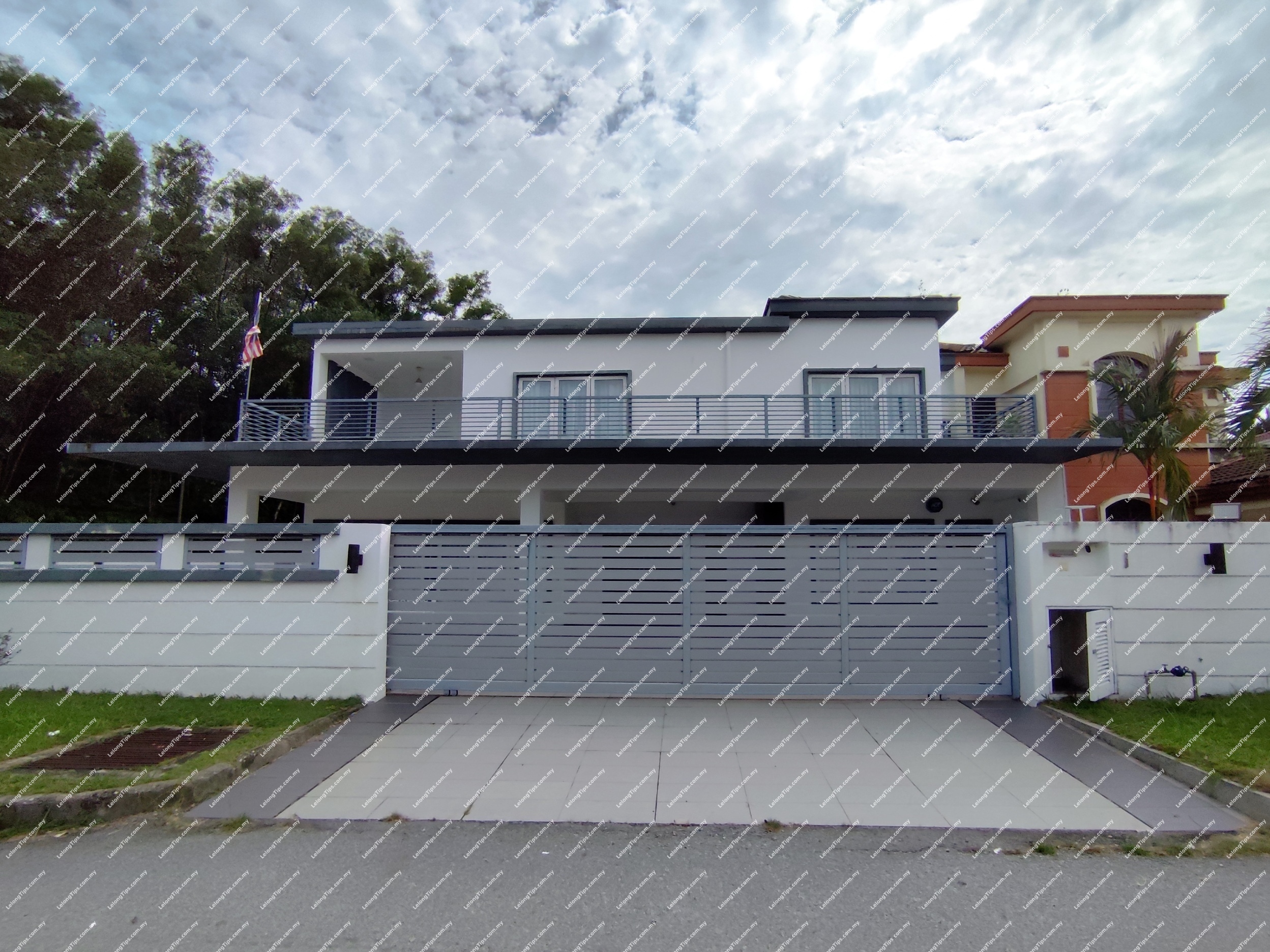 2 Storey Semi Detached House