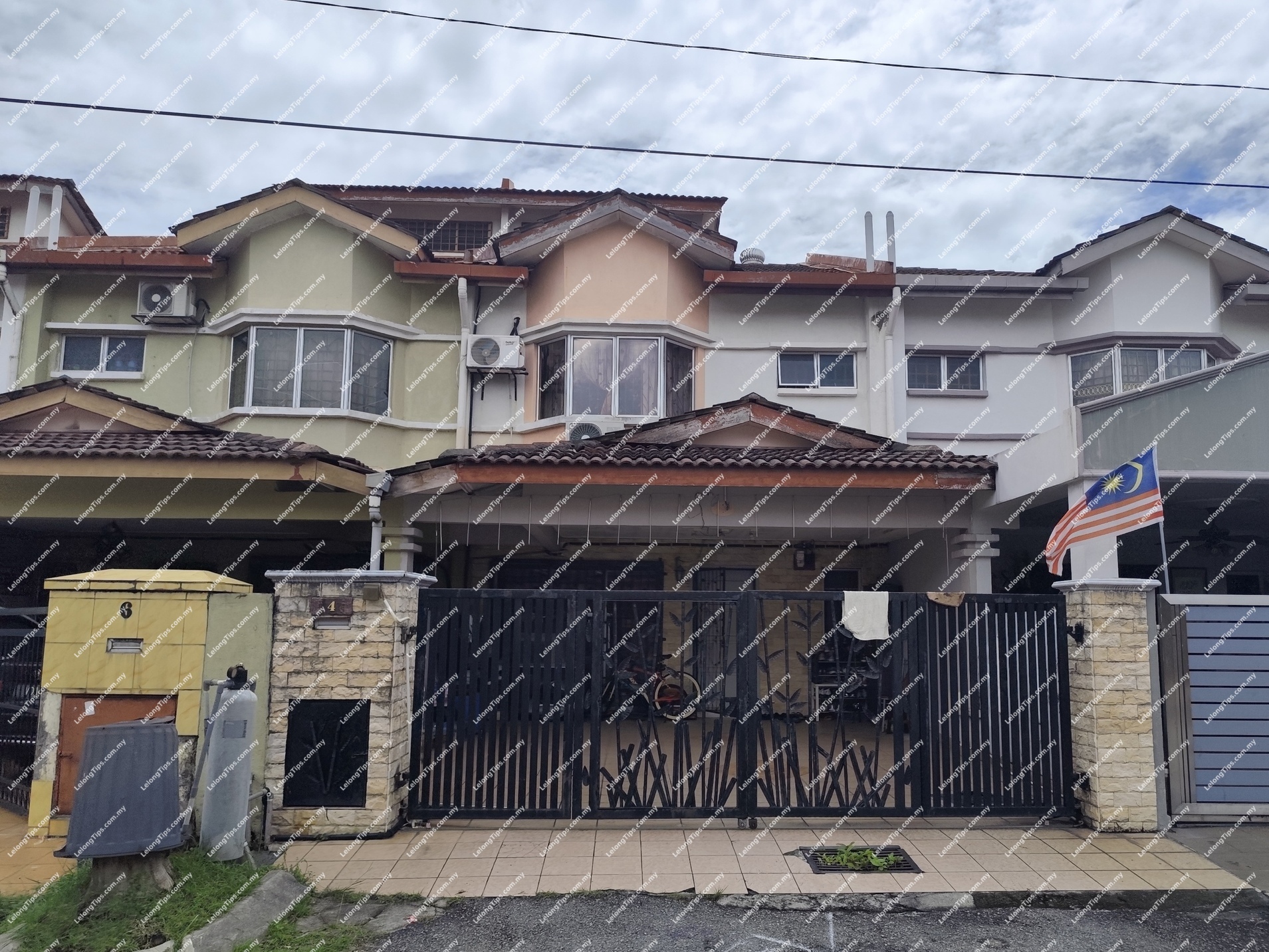 2 Storey Terrace House