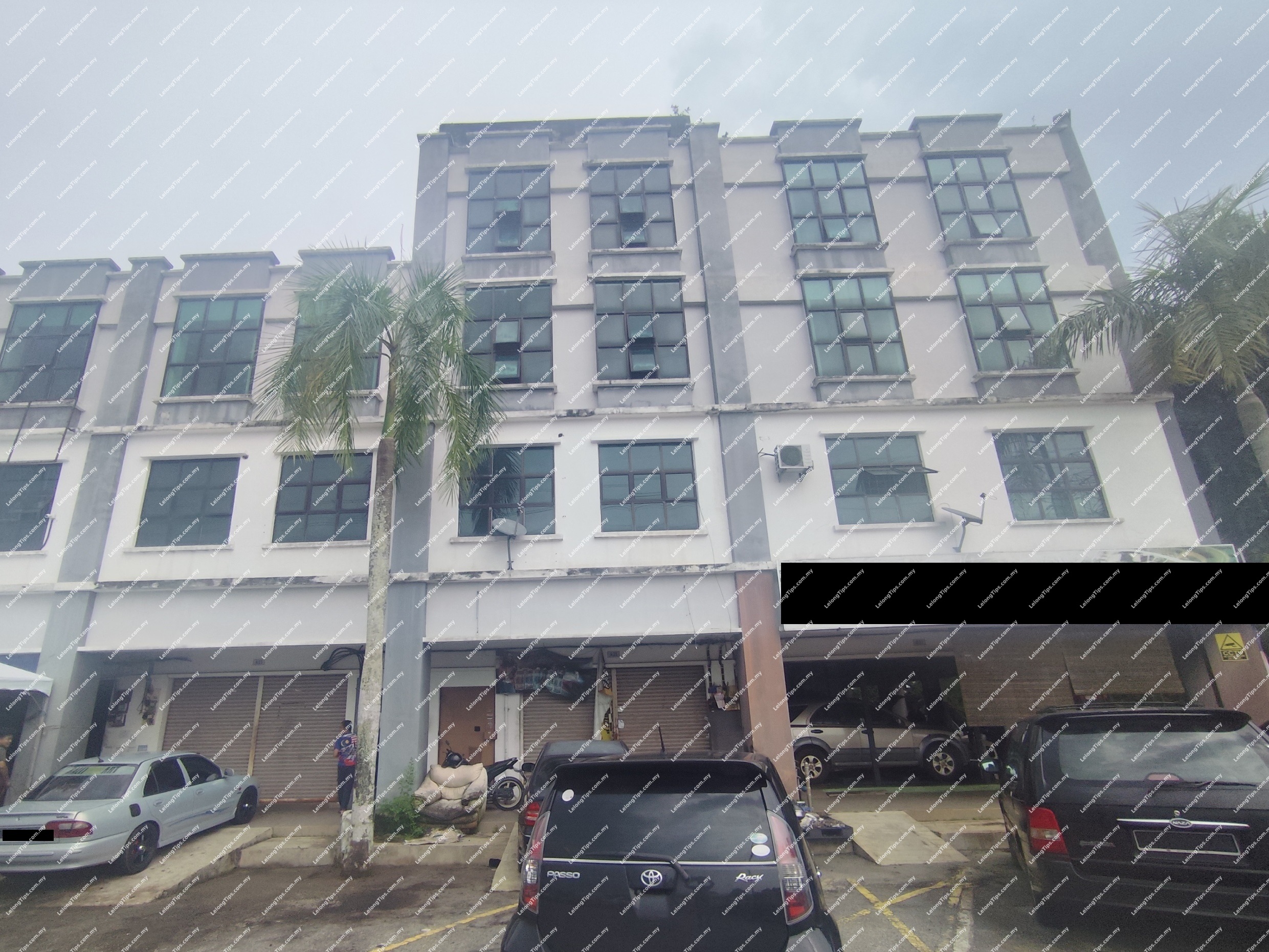 4 Storey Shop Office