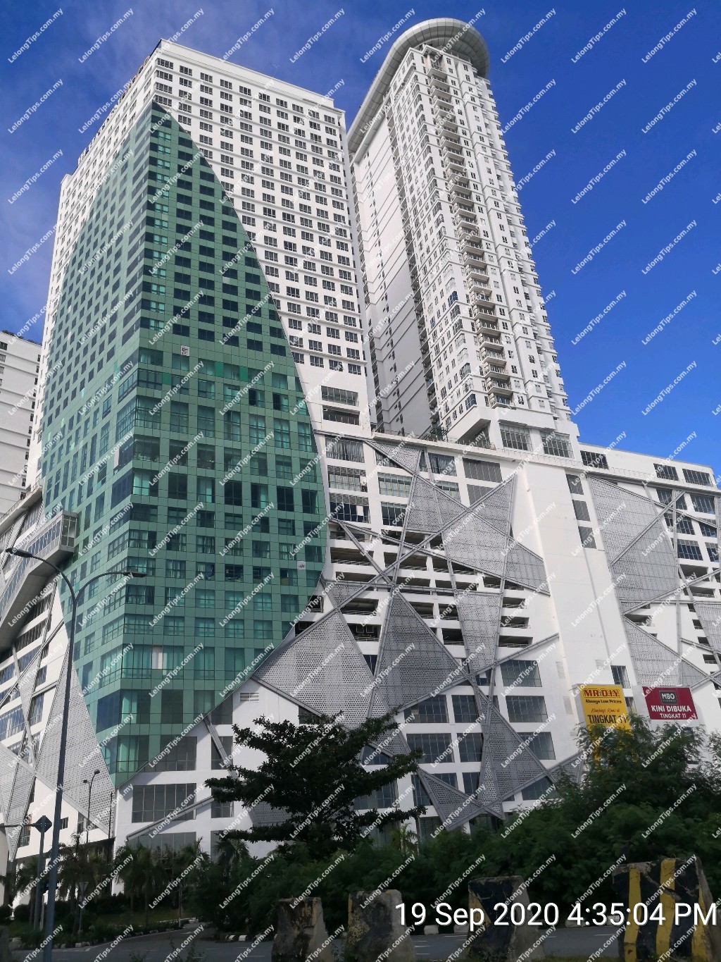 Retail Lot [5 min to Melaka River Park and Cruise & Mahkota Parade; 6 min to Dataran Pahlawan Melaka Megamall & Jonker Walk]