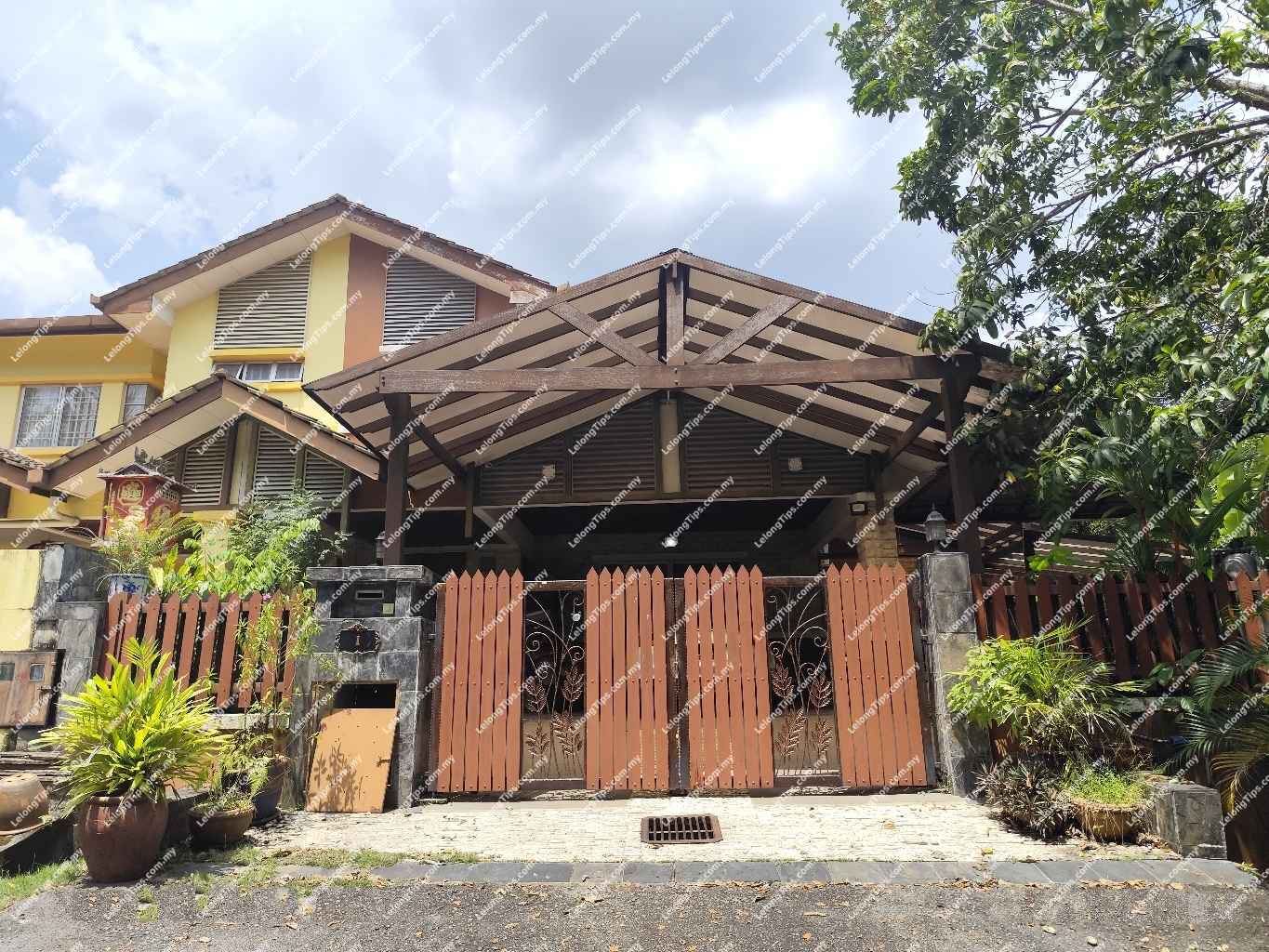 2 Storey Semi Detached House