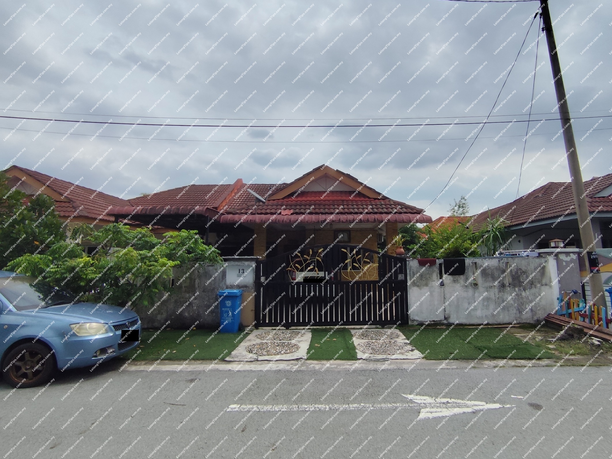 1 Storey Semi Detached House