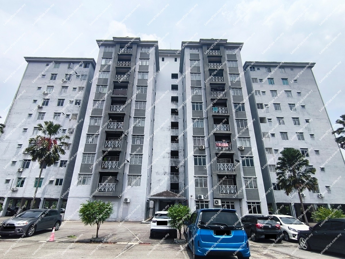 [10 min to UKM & Alamanda Shopping Centre] Condominium [Easily accessible via Persiaran Timur, PLUS highway, SILK Highway]
