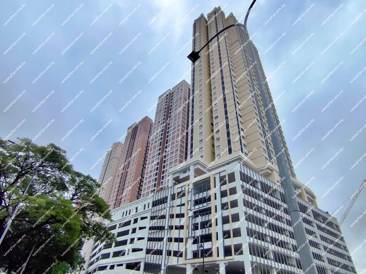 4 min to Setia City Mall Service Apartment Easily accessible via Persiaran Setia Alam & Guthrie Corridor Expressway