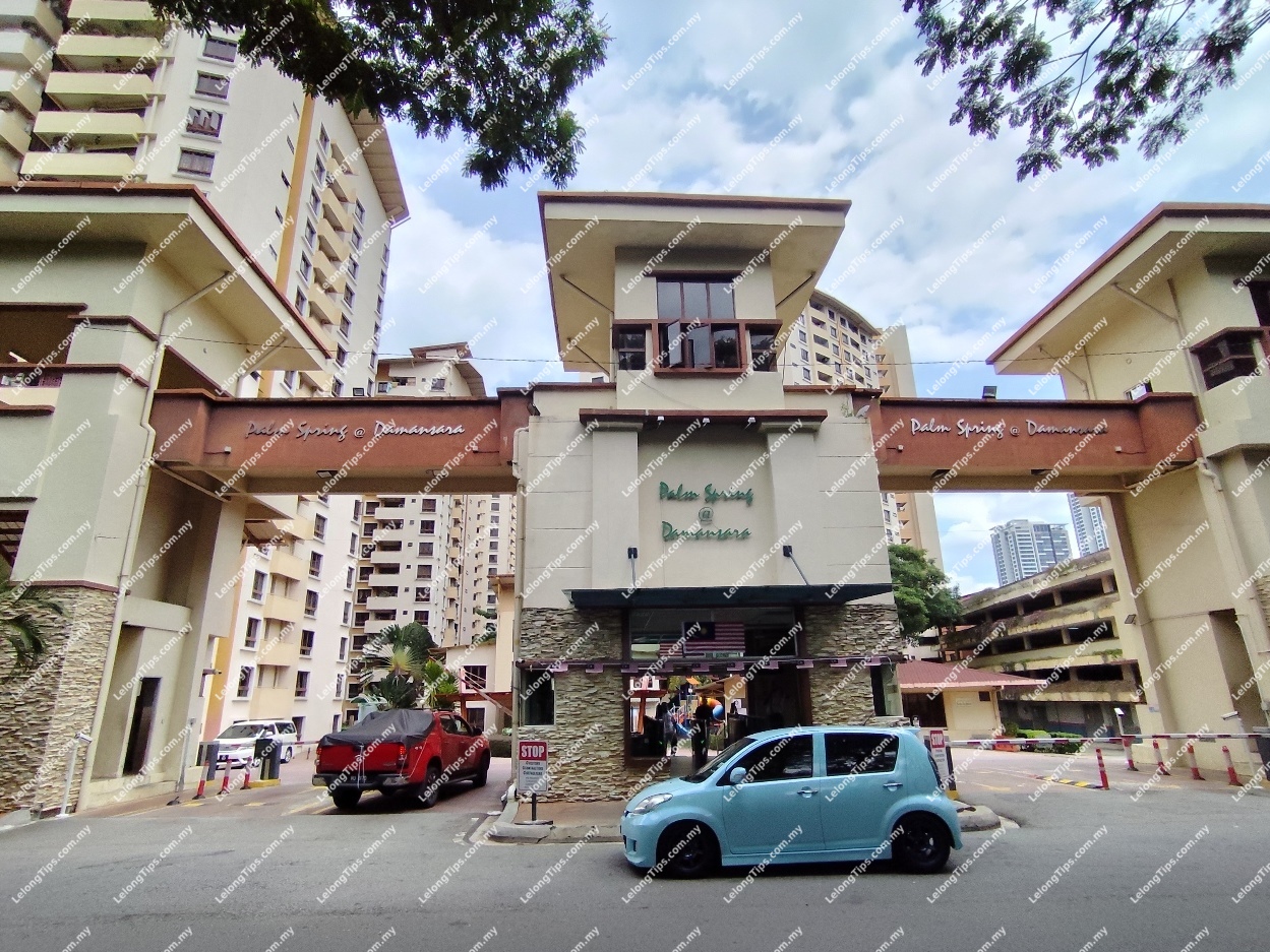 [5 min to Sunway Giza Mall] Condominium [Easily accessible via LDP Highway & SPRINT Highway ]