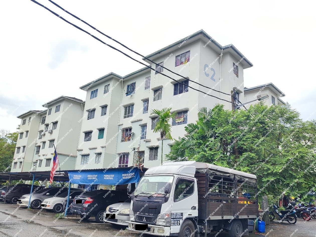 Camelia Court Apartment 