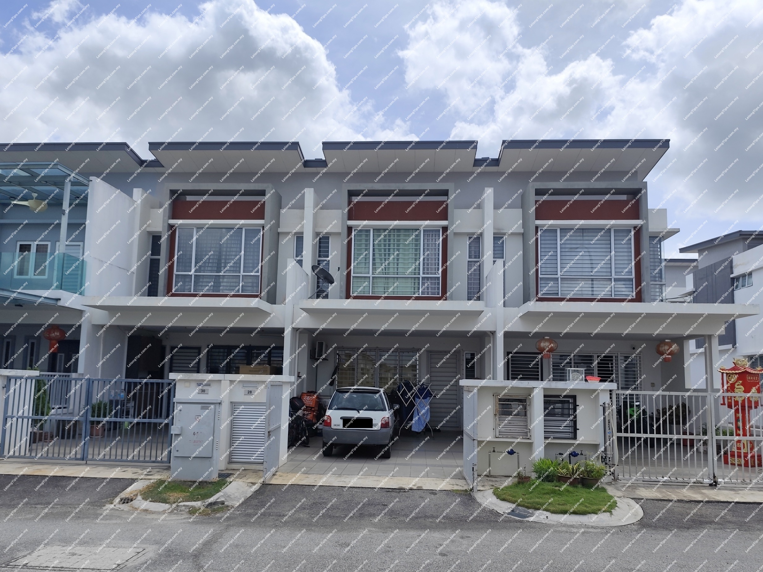 2 Storey Terrace House