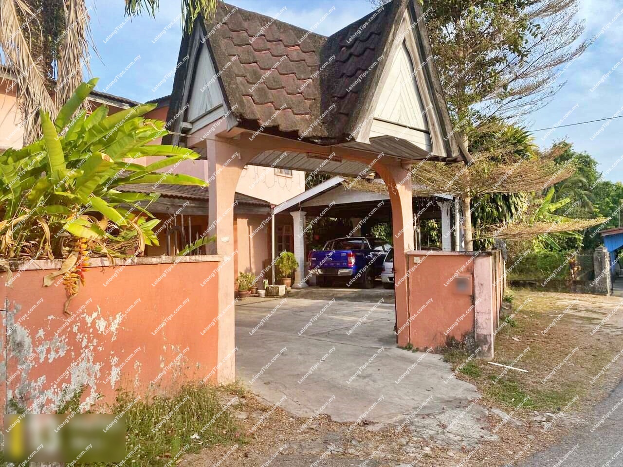 2 Storey Bungalow House