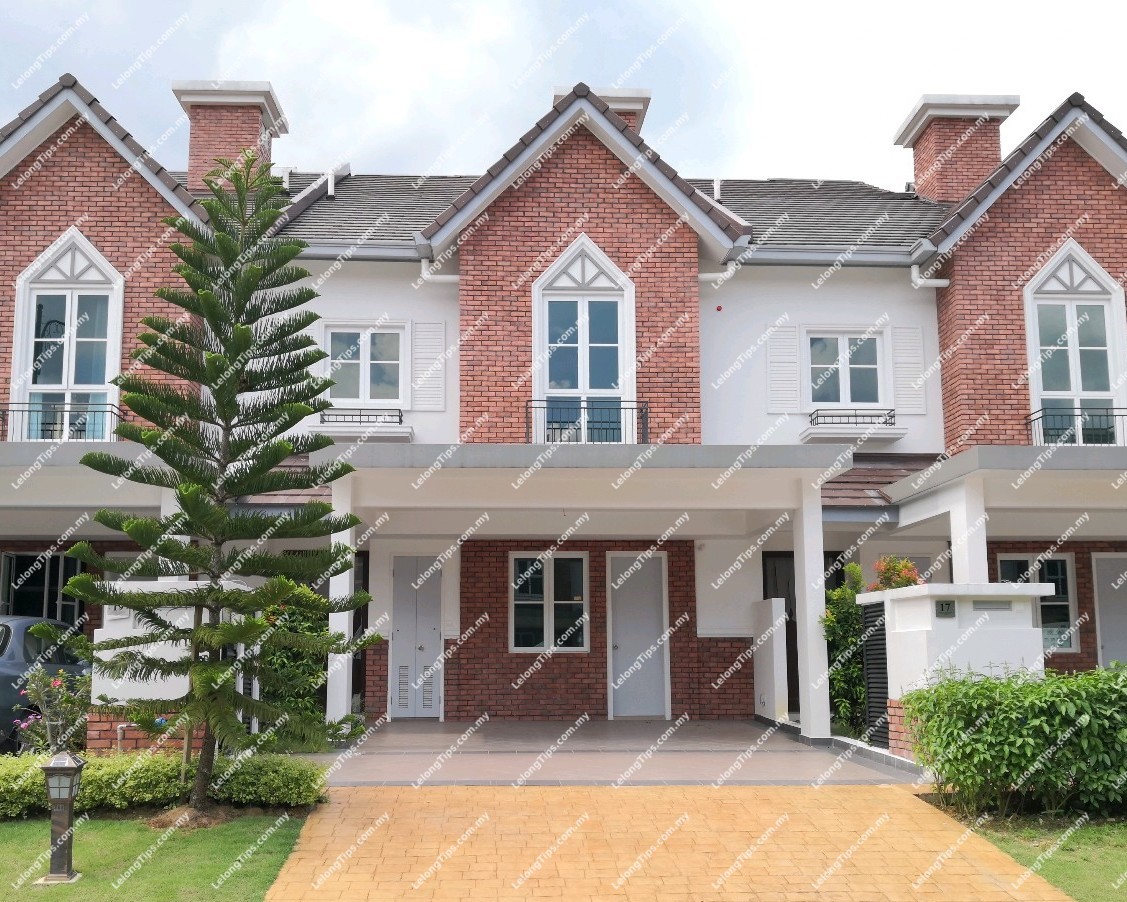 2 Storey Terrace House with Clubhouse Facilities