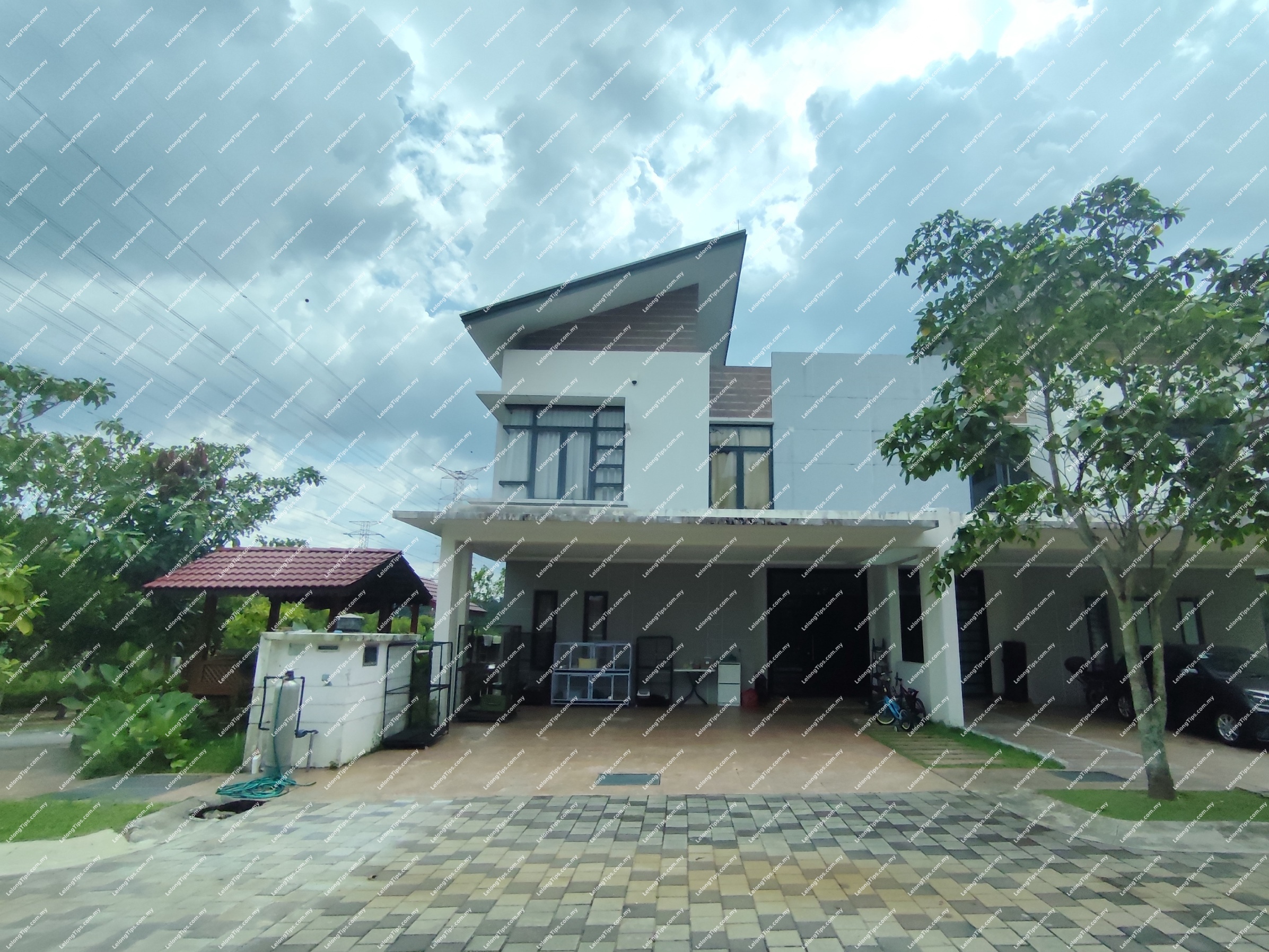 2 Storey Semi Detached House