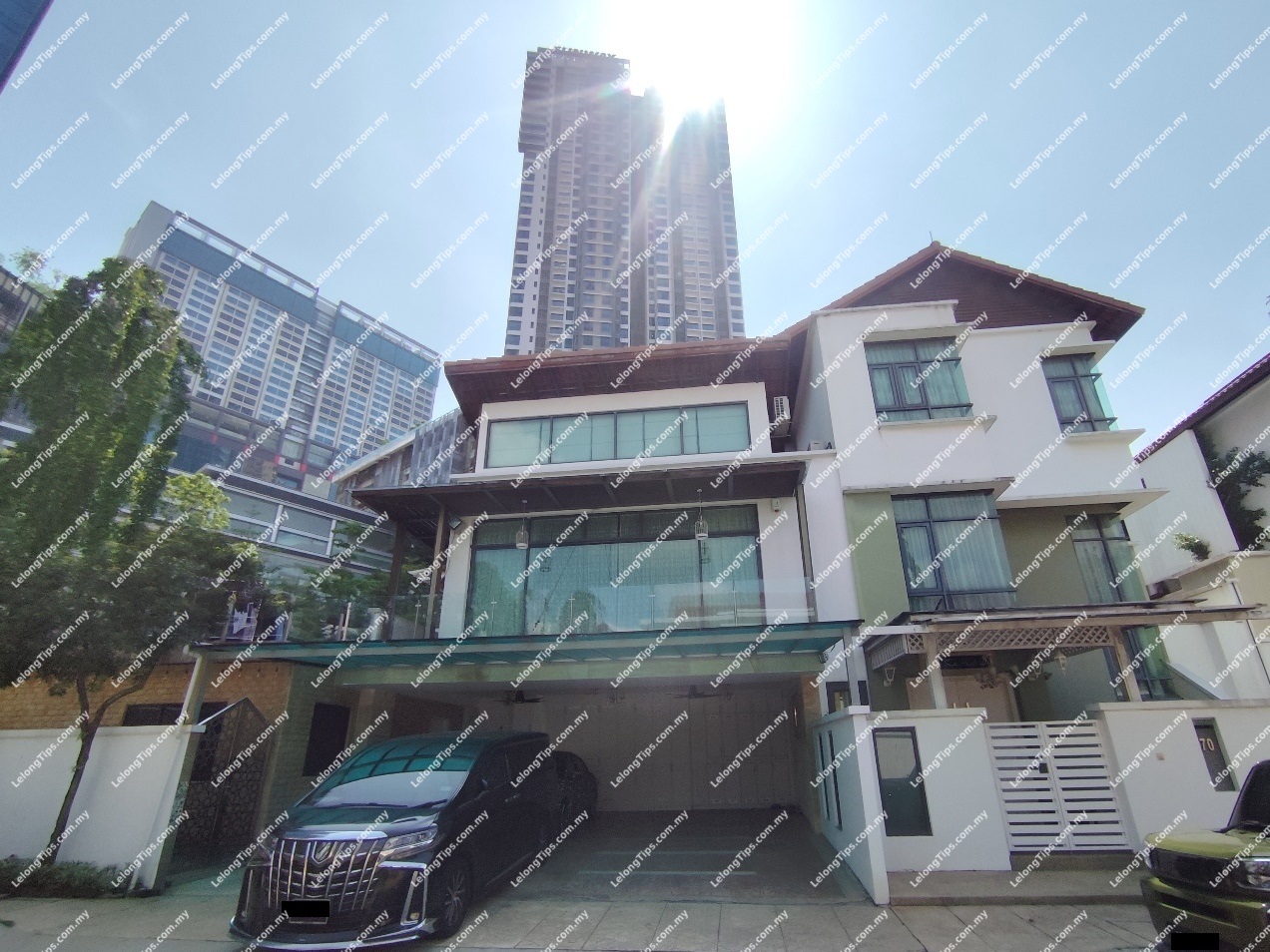 2.5 Storey Detached House